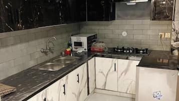 Chambre Double Deluxe | Cuisine privée