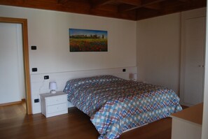 2 chambres, fer et planche Ă repasser, lit parapluie, Wi-Fi gratuit