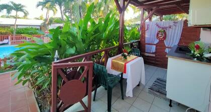 Bungalow RUBIS pour la famille, Ă 2 minutes de la plage et au bord de la piscine