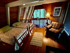 3 bedrooms, iron/ironing board, free WiFi, bed sheets - A River Retreat is an Authentic A-Frame with 200' frontage on the Toccoa River (Blue Ridge)