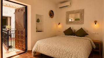 Encanto Guesthouse Room 4, Olivo | Colchones viscoelásticos, wifi gratis, ropa de cama