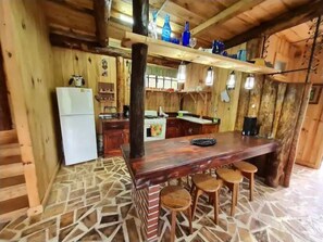 Deluxe Cottage | Dapur peribadi | Produk pembersihan mesra alam