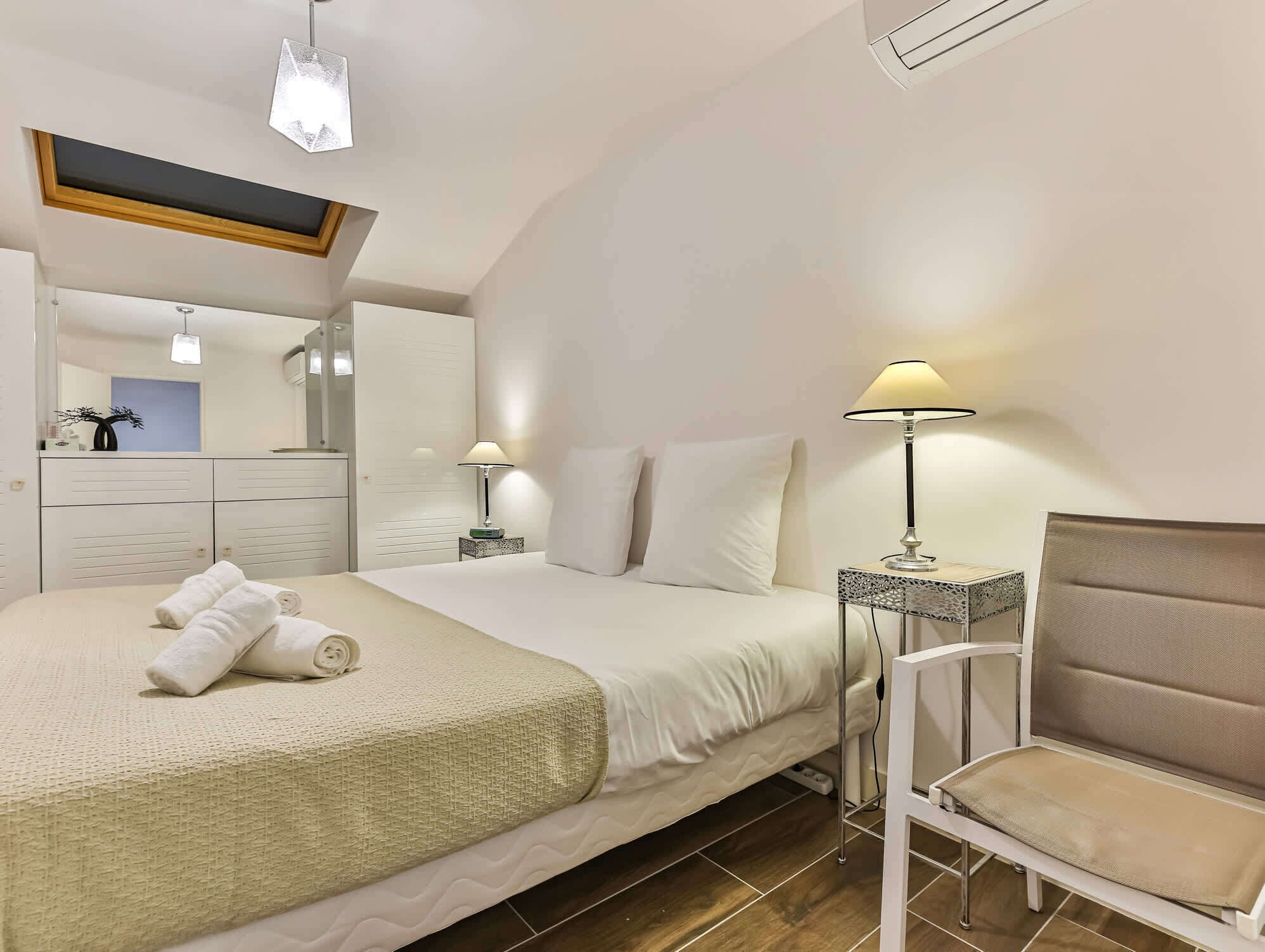 1 室のベッドルーム、アイロン / アイロン台、WiFi、ベッドシーツ