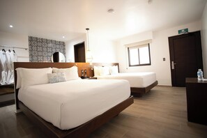 Familiekamer | 1 slaapkamer, luxe beddengoed, een minibar, een kluis op de kamer