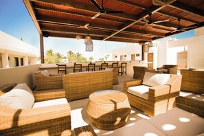 1 phòng ngủ, bộ đồ giường cao cấp, minibar, két bảo mật tại phòng 