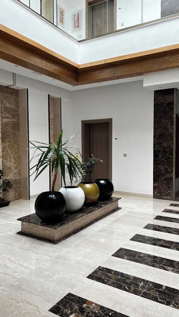 Interior - El Badira: Appartement S+2 de Luxe (Sidi daoud)