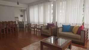 House | Bathroom - Green Royal Villa (Kandy)