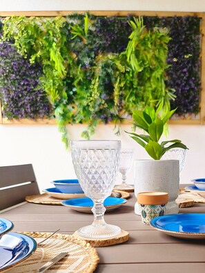 تناول الطعام