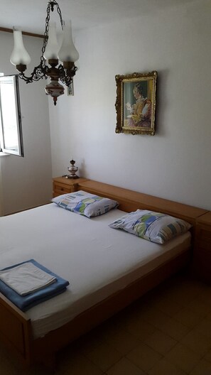 3 bedrooms, free WiFi, bed sheets