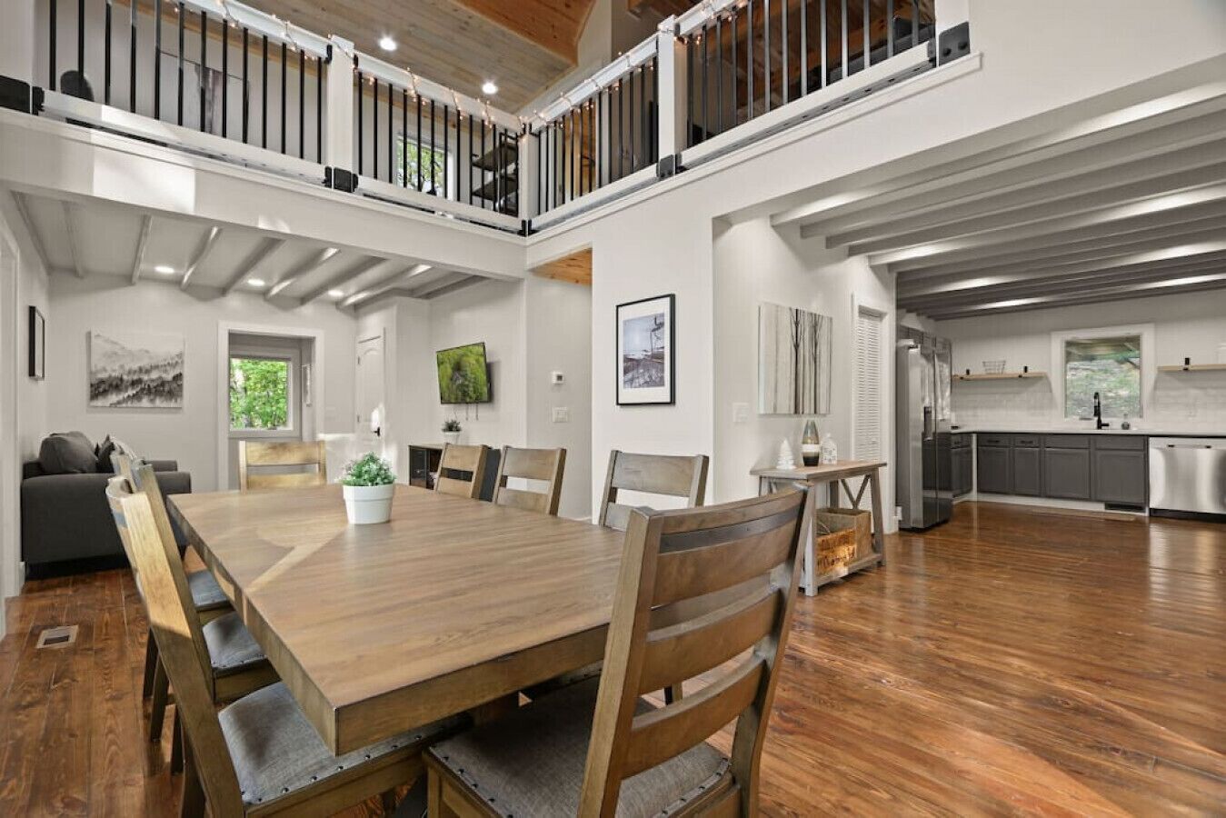 Luxury mtn home w/ great views