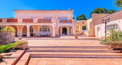 Villa CALMA