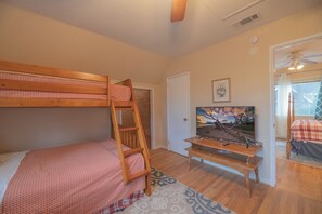 3 bedrooms, free WiFi - Sweet Retreat (Big Bear Lake)