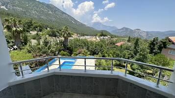 Appartement, 1 chambre, accès piscine, vue montagne | Façade de l’hébergement