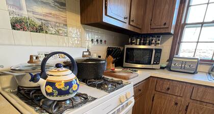 Newly Renovated Guest House For 10 Near The Beach!