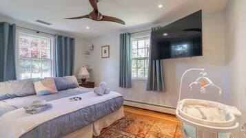 4 Schlafzimmer, Bügeleisen/Bügelbrett, Reisekinderbett, kostenloses WLAN