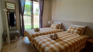 2 bedrooms, iron/ironing board, travel crib, free WiFi