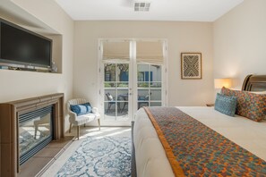 3 bedrooms, iron/ironing board, travel crib, WiFi