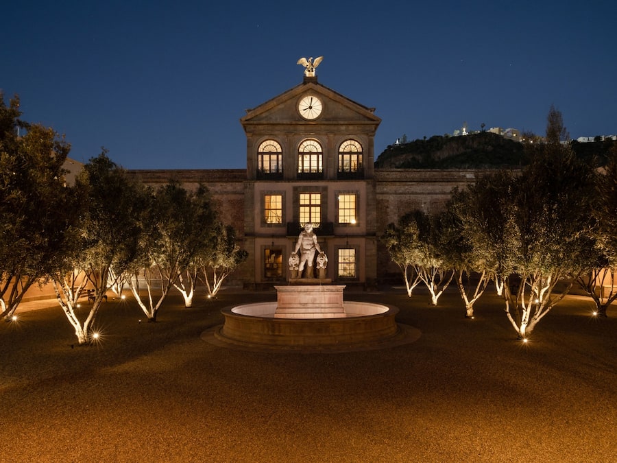 Fachada da propriedade