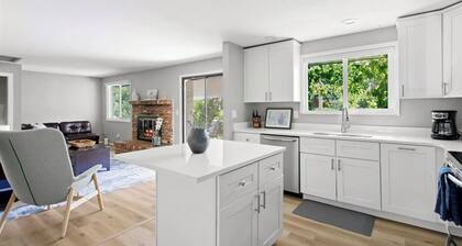 Lovely 4BR on a Park with Gym + Game Room + Theater Room + Jogging Trails