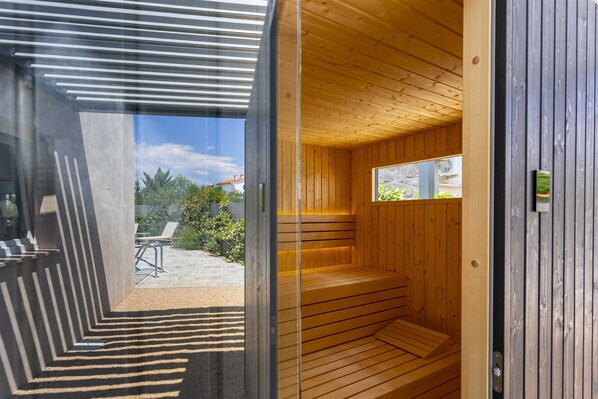 Sauna - Villa Lota with a heated pool, sauna & E-car charger (Sveti Ivan Dobrinjski (Krk))