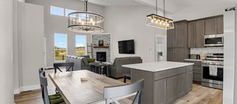 Modern Getaway | Hot Tub | Fireplace | Dog-Friendly