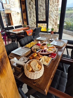 Frokostbuffé er inkludert hver dag