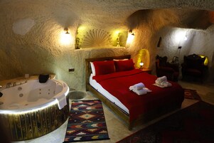 浪漫客房 | 高档床上用品、Select Comfort 床、特色装修、特色家居