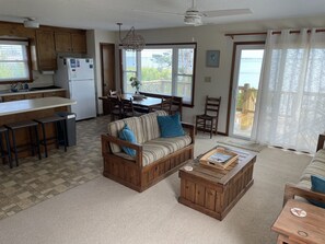 Smart TV, books - Emerald Isle, NC!  Sound Front Cottage - 3 minute walk to beach!! (Emerald Isle)