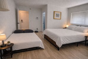 1 Schlafzimmer, Schreibtisch, Bügeleisen/Bügelbrett, kostenloses WLAN