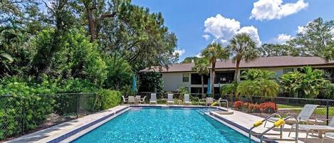 Piscina externa, piscina aquecida