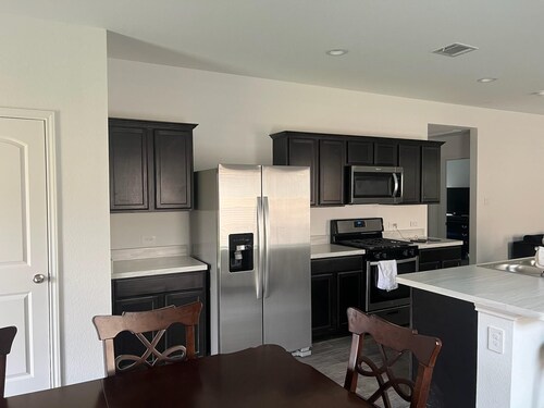 Cozy 3BRM Home New Caney Texas