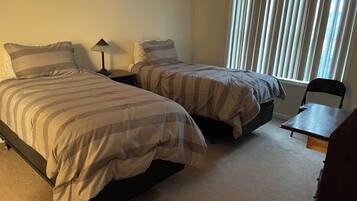 2 多间卧室、WiFi、床单