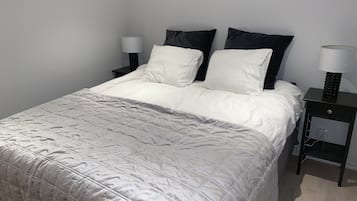 1 bedroom, soundproofing, iron/ironing board, free WiFi
