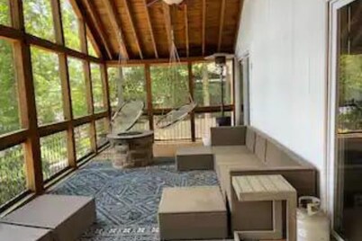 Lake Haven, Breathtaking views, pet-friendly, Stunning outdoor spaces