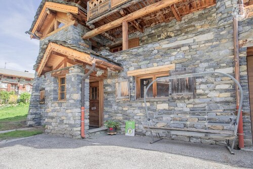 LE CHALET DE LEONIE - VILLAROGER