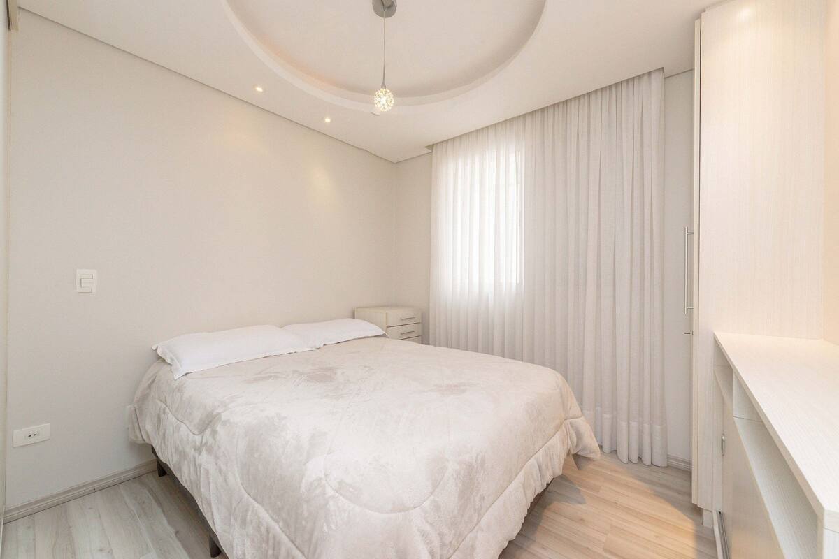 Basic Apartment | 2 bedrooms, desk, free WiFi