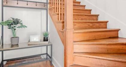 Quiet 1BR Getaway w/ Outdoor Space