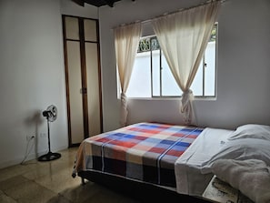 2 chambres, Wi-Fi, draps fournis