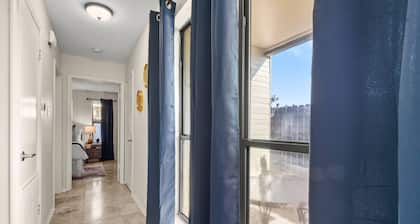 Cozy 1Bed Retreat! Fenced in Patio! Pool!