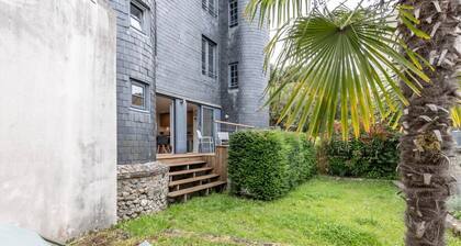 The Duplex Varin | Beautiful Apartment & Garden | Honfleur | 4 People