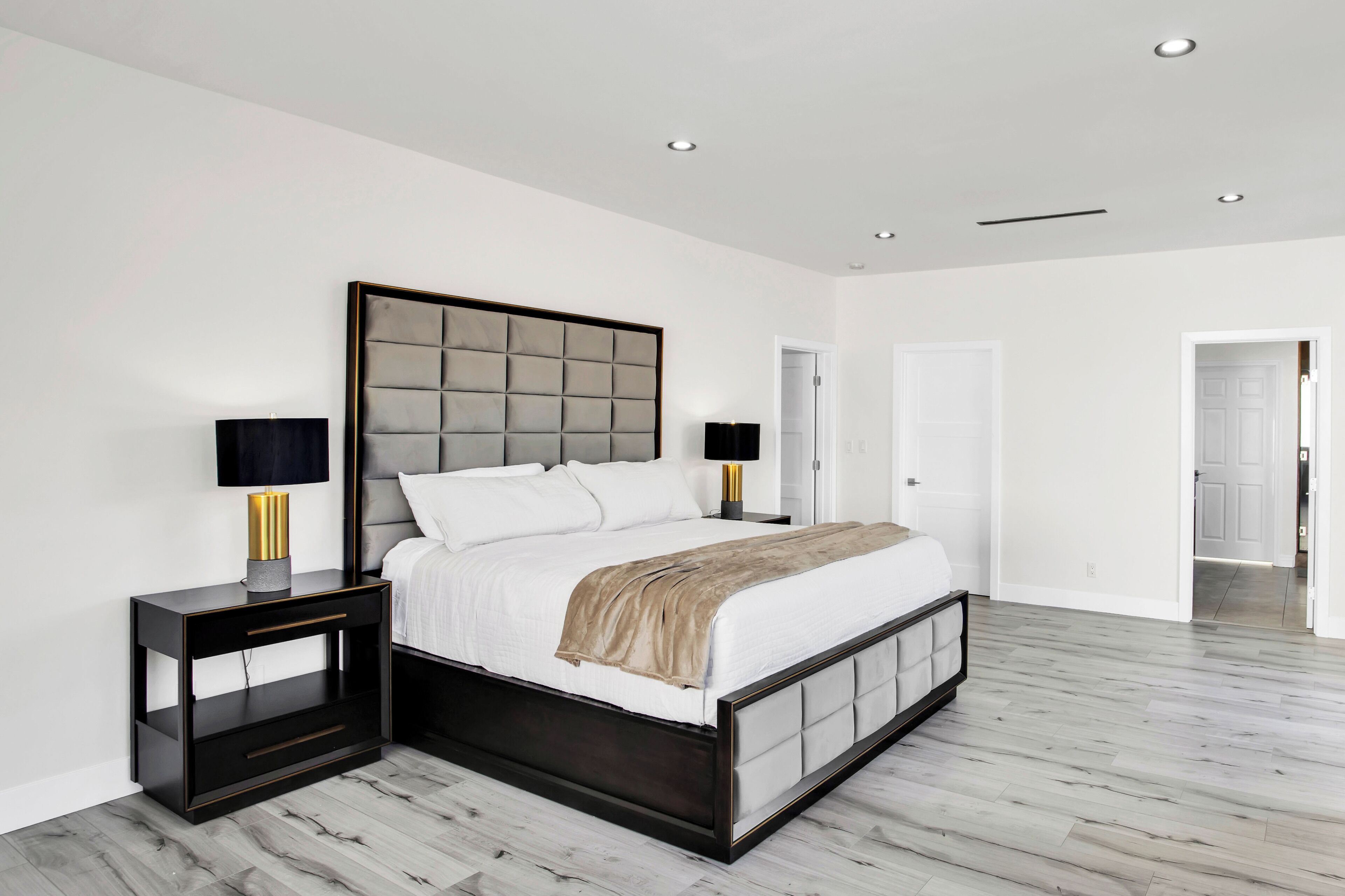 6 chambres, bureau, fer et planche à repasser, Wi-Fi gratuit