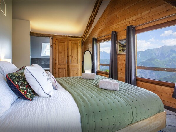 5 chambres, fer et planche à repasser, Wi-Fi, literie fournie