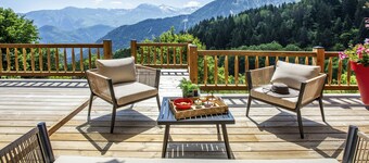 Chalet Bendo - mountain holiday retreat for 10 with spa - OVO Network