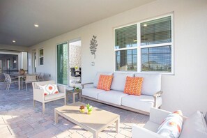 Interior - Fantastic Eight Bedrooms SF w/ Screened Pool at Storey Lake Resort 2887 (Kissimmee)