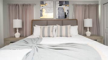 Exclusive House | Peti besi dalam bilik, dihias secara berasingan