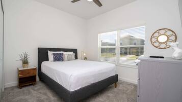 Exclusive House | 5 bedrooms, in-room safe, individually decorated, individually furnished