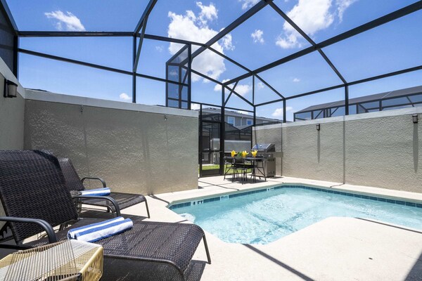 Splendid 5bd Close To Disney At Storey Lake 4251 - Kissimmee, FL