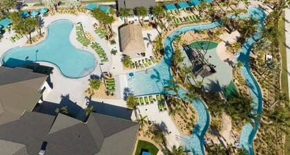 Stunning 4 Bd Close to Disney @ Storey Lake 2569