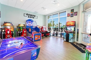 Games room - Stunning 5Bd w/ Pool @ Windsor Island Resort 3814 (Davenport)