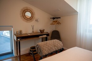 2 Schlafzimmer, Schreibtisch, Bügeleisen/Bügelbrett, Internetzugang
